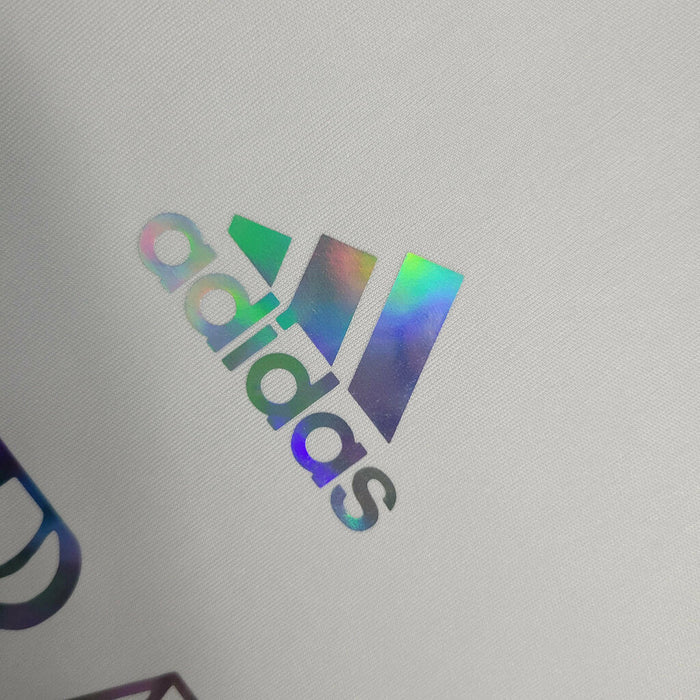 Camisa Real Madrid x Balmain Holográfica 23/24 s/n° Torcedor Masculino - Branco